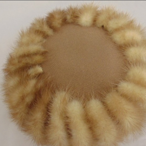 Retro?Fur hat Sears Millinery & Pearl 925 bracelet 10” main image 7